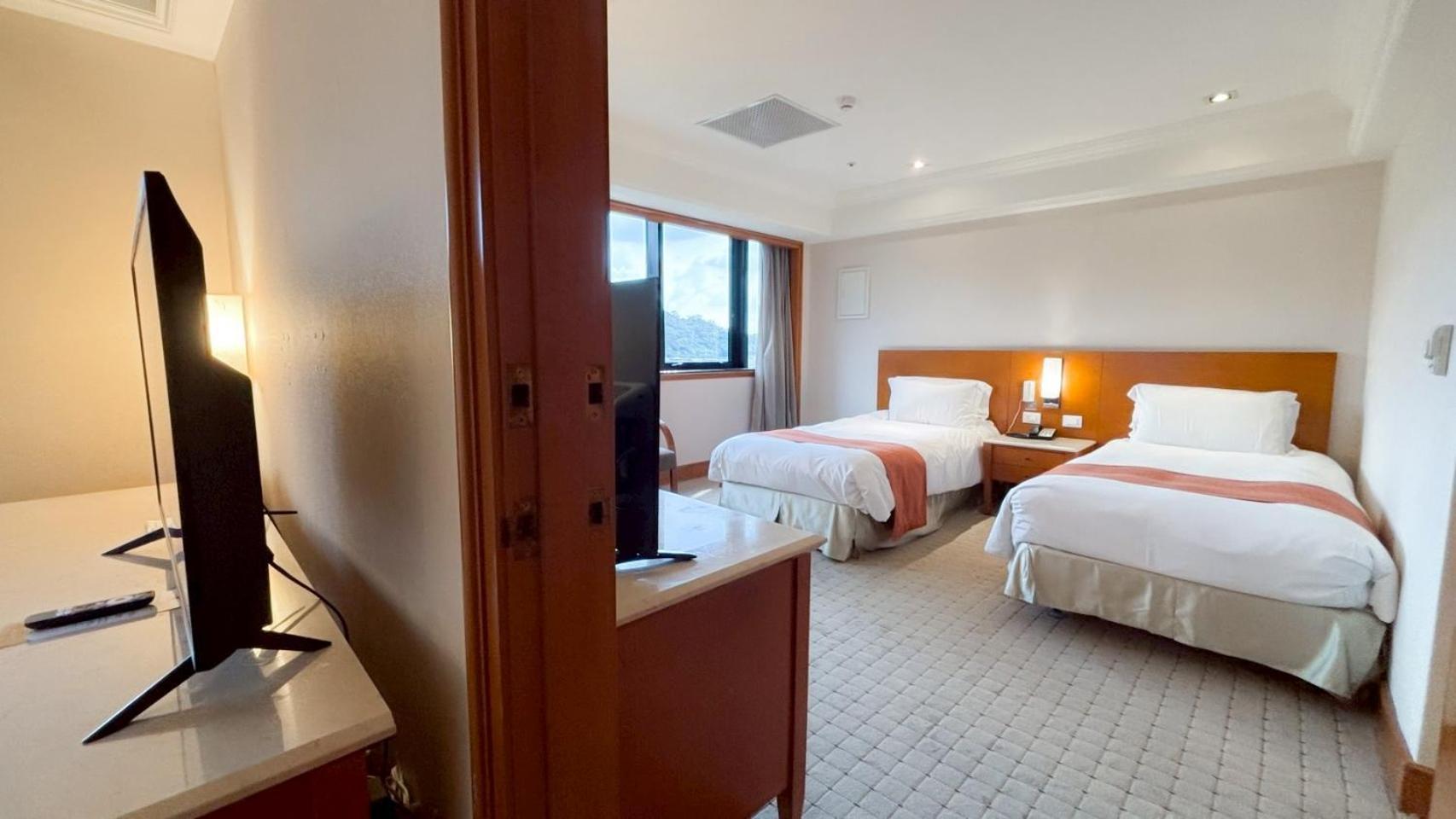 Hione Holiday Hotel تايبيه المظهر الخارجي الصورة