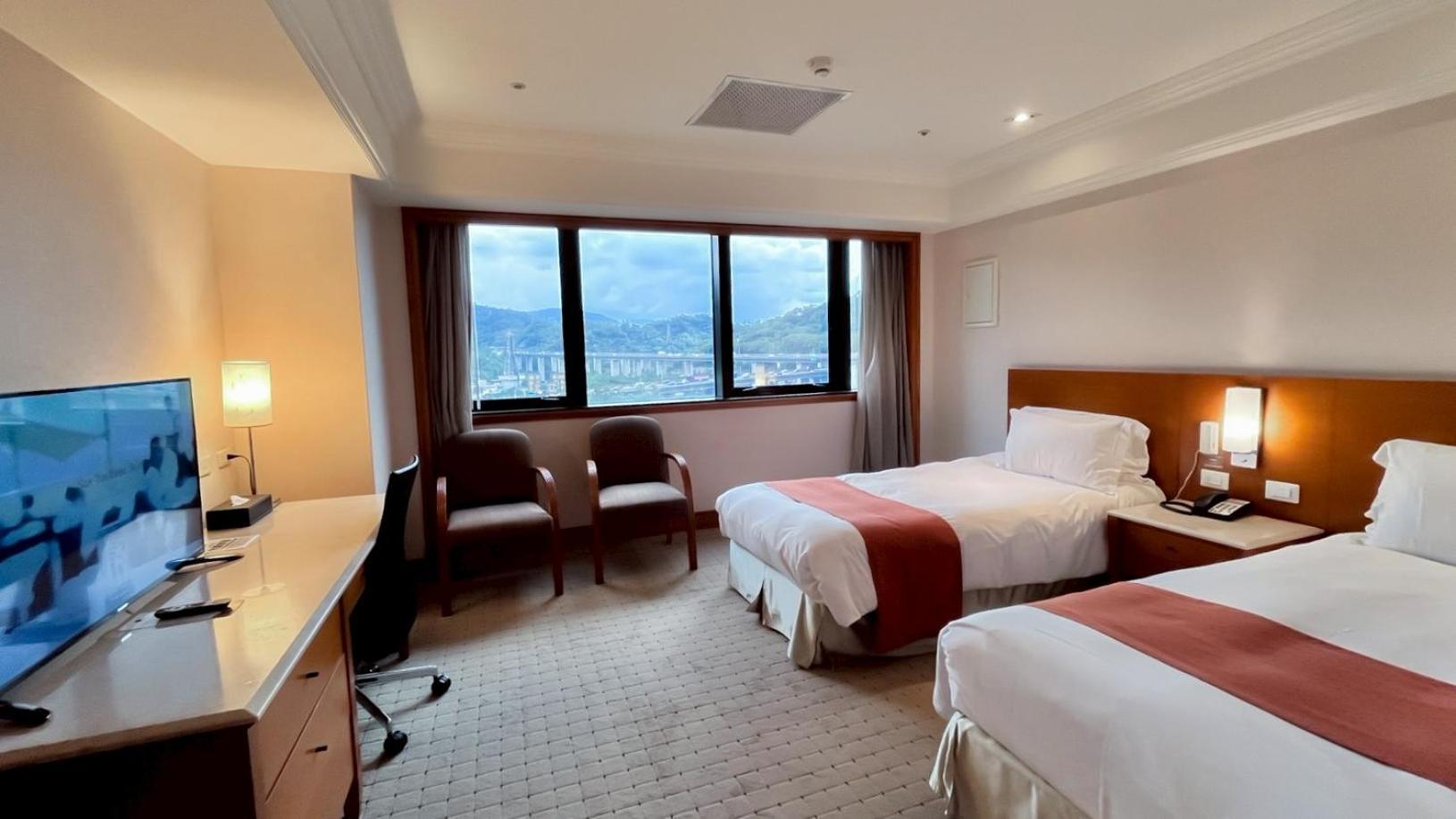 Hione Holiday Hotel تايبيه المظهر الخارجي الصورة