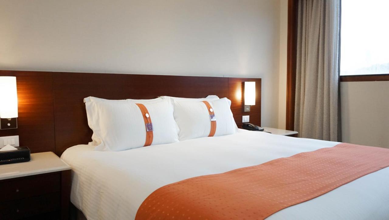 Hione Holiday Hotel تايبيه المظهر الخارجي الصورة