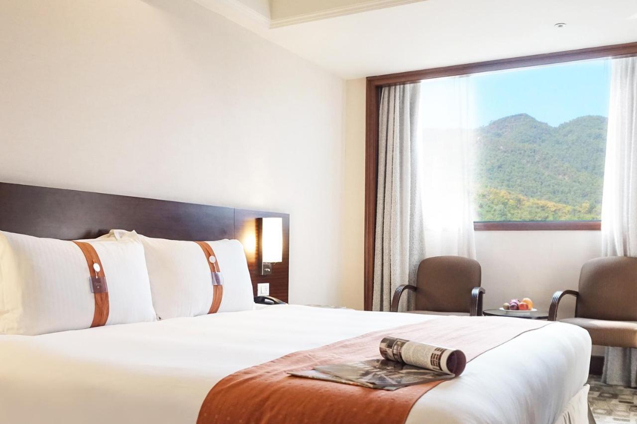 Hione Holiday Hotel تايبيه المظهر الخارجي الصورة
